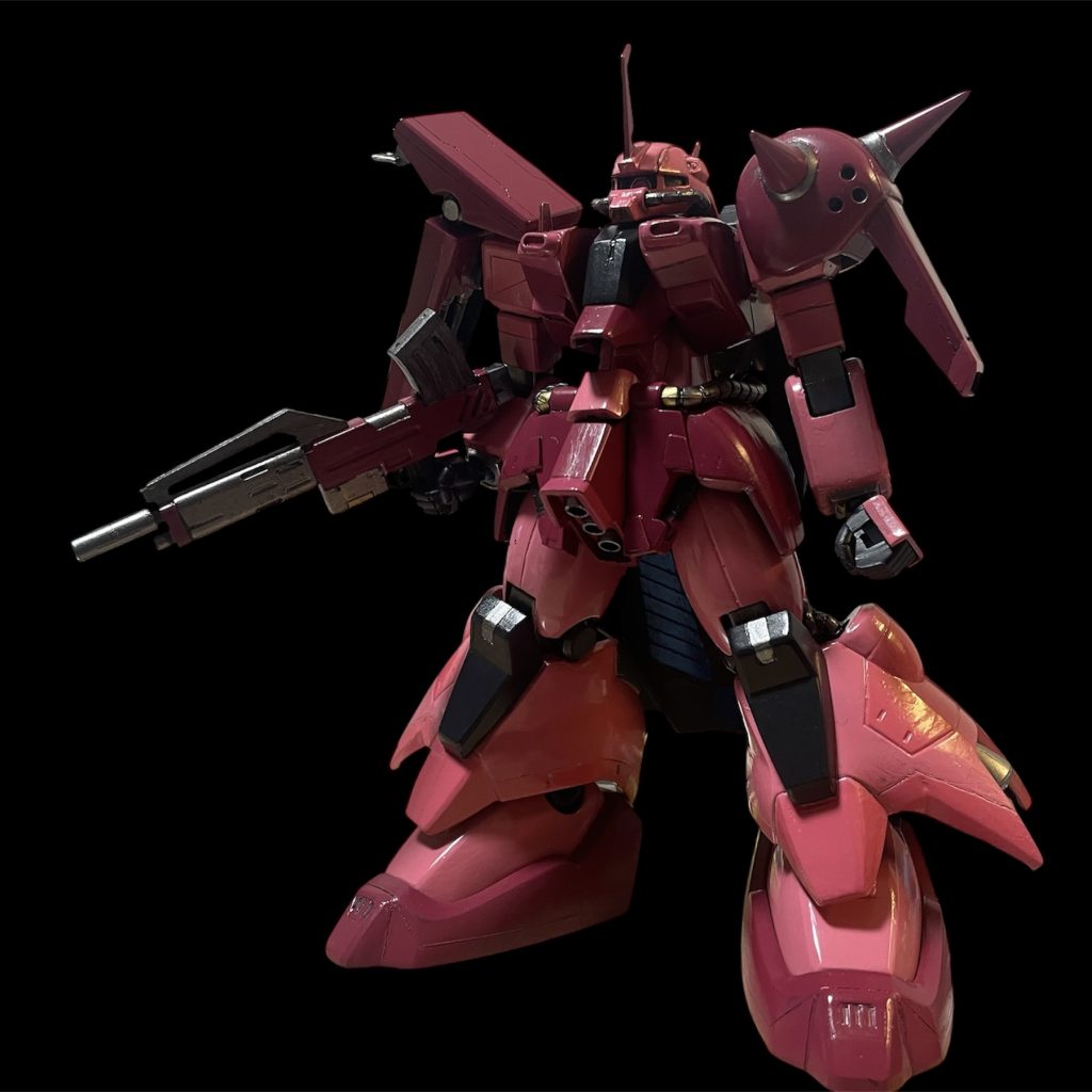 ビームライフルはギラドーガ レズン機のものを使用しています。