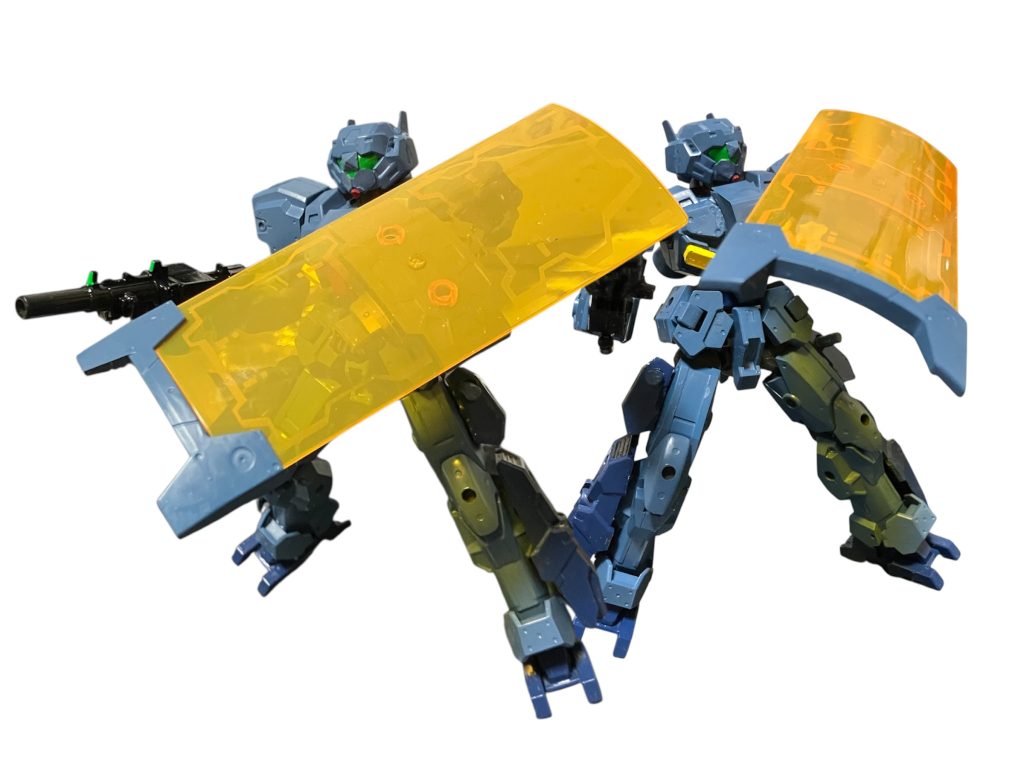 付属パーツからのビームシールド。シルエットフォーミュラ計画に基づいたシールドはアナハイム繋がりで関連あり^_^