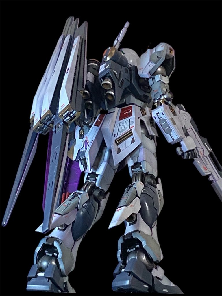 バックショットです📷✨トップコートにガイアのEXセミグロスクリアプレミアムを使ったので、金属色は鈍く光ります✨&nbsp;