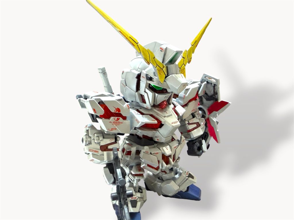 BB戦士をメインにSDEXの頭とか組み換えと、足首もユニコーンらしく太めに改造🔧