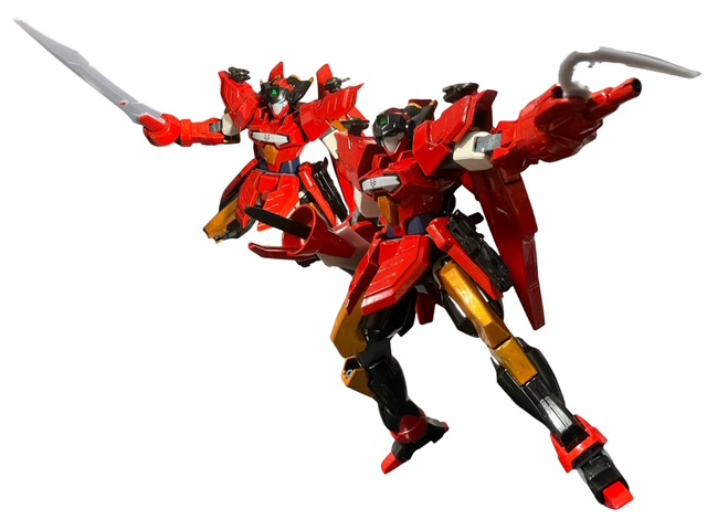 付属のヒートサーベルやスネークブレード。海賊らしいキットは少ないから貴重。