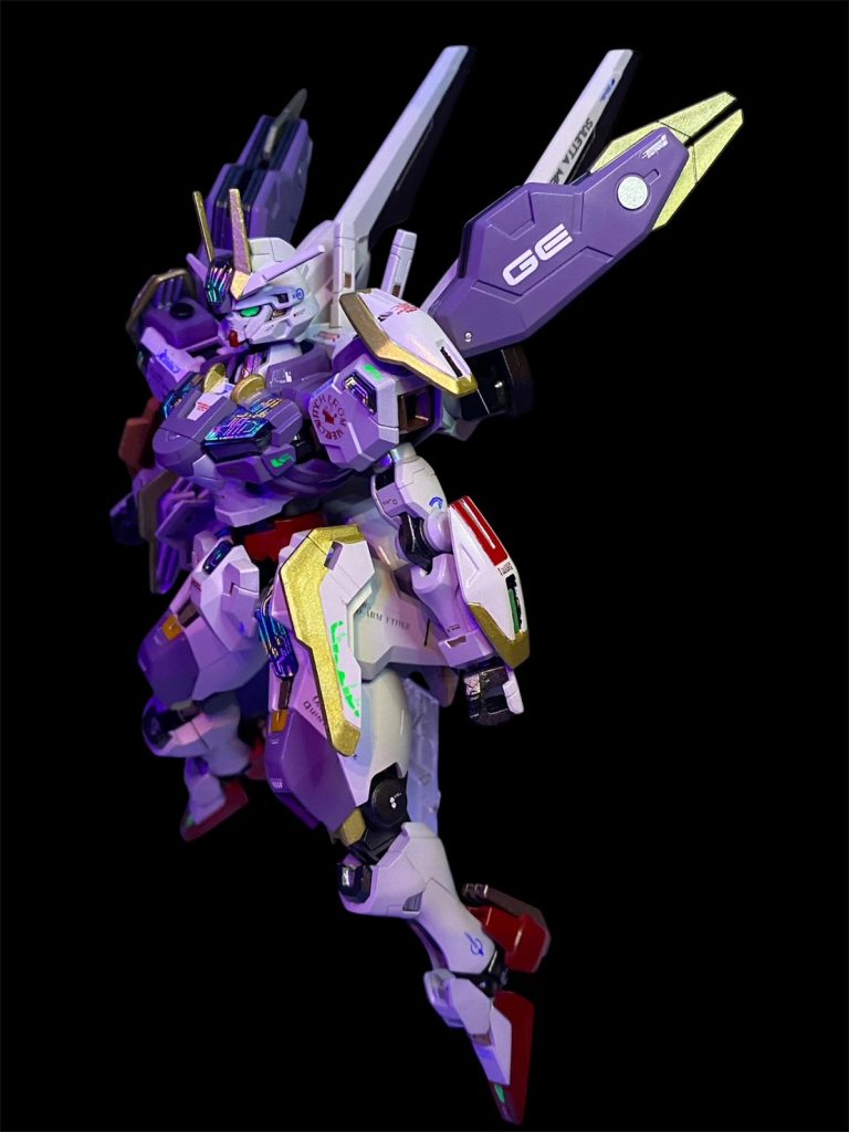 横から見ると、V2ぽくもあるんですよね。