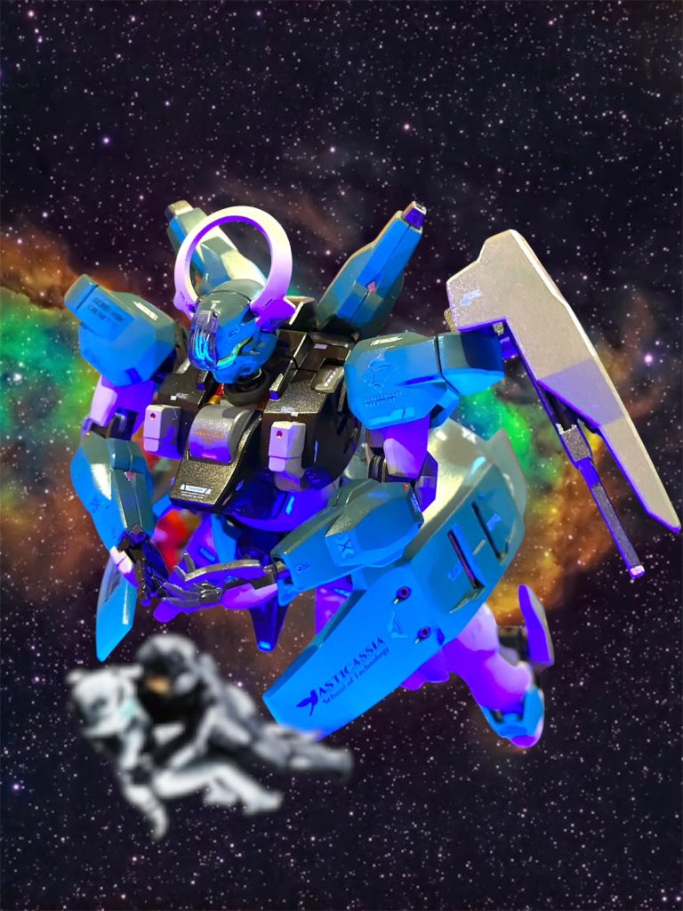 気が付くと仮面武闘会に参加していた面々は、ただ粒子化したパーメットの海に漂っていた。&nbsp;「もー！何やってんすか！先輩たち！！こんなところで皆んな揃って宇宙漂流なんて、ウチらが来なかったら、マジ笑えないッスよ？」&nbsp;救難信号を受けて急行して来たフェルシー・ロロのグリューネッテの手を飛び出して、ミオリネは彼女を強く抱きしめる。&nbsp;「おかえり…&nbsp; &nbsp;スレッタ！！」