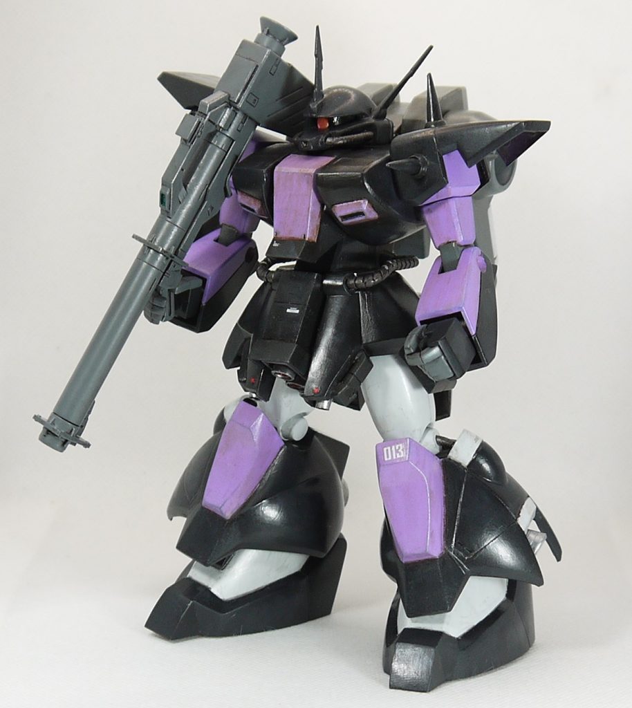 旧キット 1/144 ザクⅢ(黒い三連星カラー)–2枚目/制作者:junhon