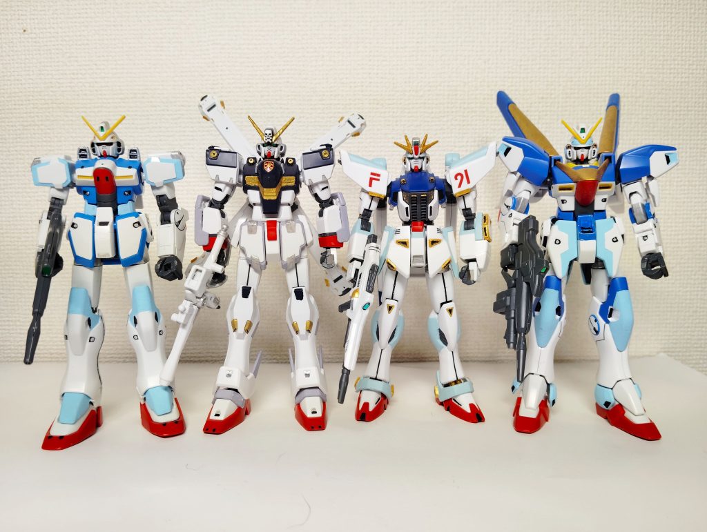 15ｍ級ガンダム達。F91が微妙に小さい？