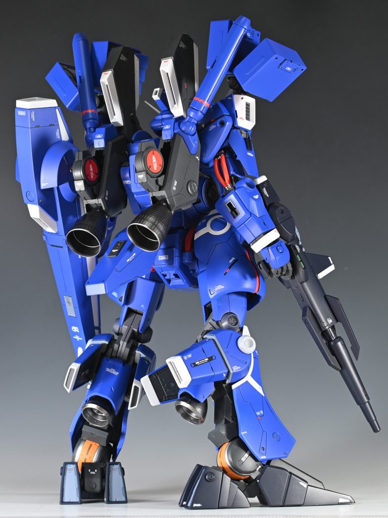 キットのバーニアも嫌いではないのですけど、Sガンより流用しました。