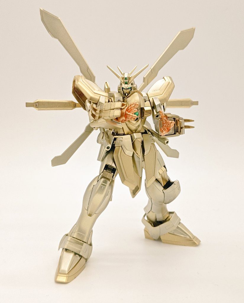 HGACゴッドガンダム（金塗装）