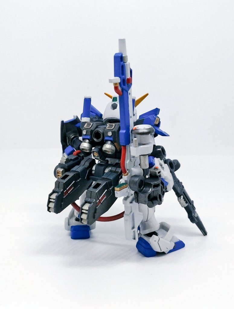 ガンダム4号機＆ガンダム5号機–3枚目/制作者：クロすけ