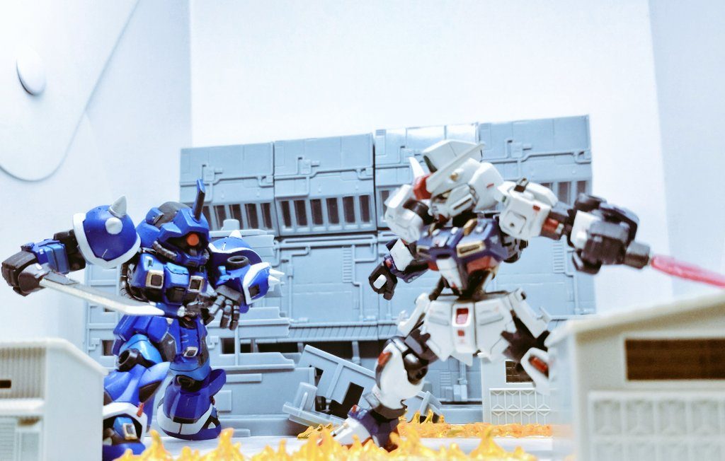 ガンダムピクシー–3枚目/制作者：クロすけ