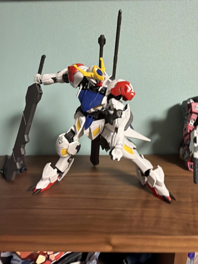 バスタードメイス厄災戦時代のデータより開発した兵装ソードメイスの派生品でありその威力は比べ物にならないほどである