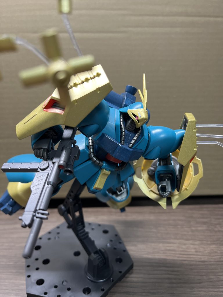 「大佐のララァ・スンって寝言を聞いた女は、かなりいるんだ！」