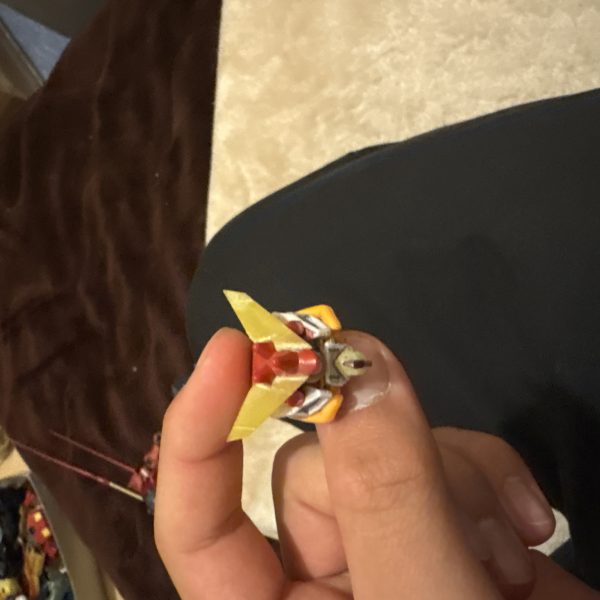 右手のパーツ一部無くしました😭部屋掃除かパーツ注文します自慢の武器理想の武器作れました頭は完成！（3枚目）