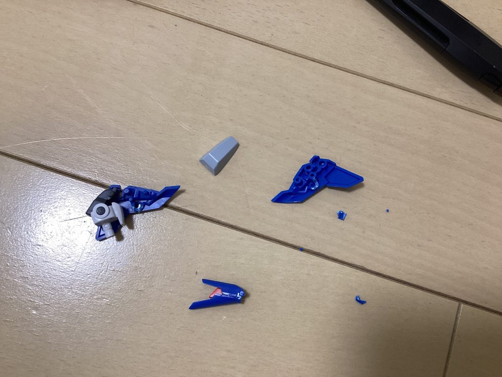 分解してそれっぽい干渉してるところ削ればいけました()