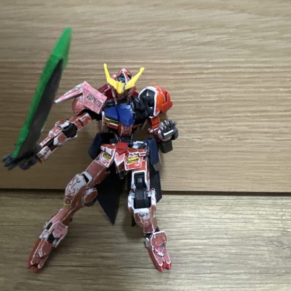 ガンダムレッドバルバトスXリペア(流星号，莉犬専用機)