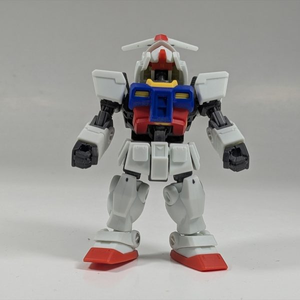 モビリティジョイント ガンダムとGファイターを製作中です。ガンダムMAモードで前を向けるようにフレームに手を加えました。加工方法は下記ブログで詳しく解説しています。（4枚目）