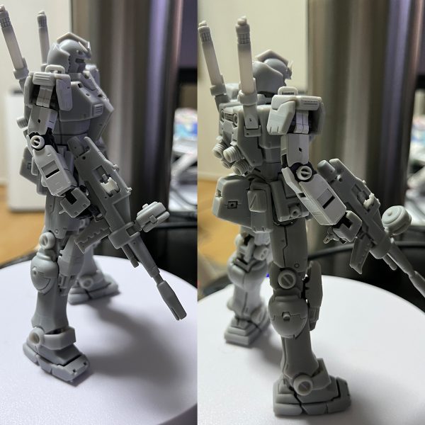 根が素直(小学生レベル)と言われ、一度方向付けされると延々機械的に作業を実行すると言われている(自覚は薄い)お爺ですが、無口になり過ぎてツマラナイとの勅令にて現世に意識を戻す…(◎_◎;)。皆さんお元気ですか？。フクラハギの件は発表線画より少しラインを整理して、仮承認を受けたので、改めて全体の試験出力準備を始めることに…。パーツデータを検品しながら画像チェック。そんな中、武装は？との話題に、はて？なんかあったかなぁと周りを見回すと何と専用シールドとライフルの存在が！本編にそんなの…(ホントに何にも知らねぇな！)…て、おい！なんだこれ？パカパカ割れるシールドで何を守る気だ？(暴言)。おいおい！このライフル、ぜってーこれマシンガン構想で作ってたろ、元々はビームライフルじゃないだろ！(めっちゃ実弾マガジン付いてるし(暴言2))。…大体、この時期無双してたビームライフルにこんな新構想しないだろ。困ってるとしたら装弾数問題じゃね？…んじゃエネルギー補填機構付けたらいいんじゃね？…ふっふっふ。そんなこともあろうかと、武装にも可動部分を無駄付けしていたのさ…(-。-)y-゜゜゜と言うことで画像の部分に外付けパーツでも考えるさ。…あっ、また自分の首を…続く。（4枚目）