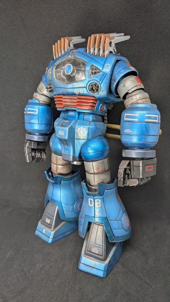 ブルーメタリックにウェザリングをしています。メタリック塗装にウェザリングは初めての試みでしたが、案外うまく行ったと思います。