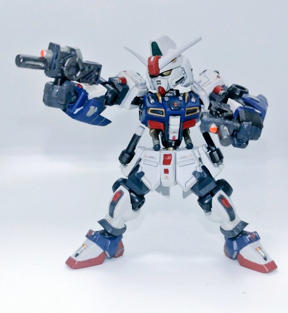 ガンダムピクシー–2枚目/制作者：クロすけ