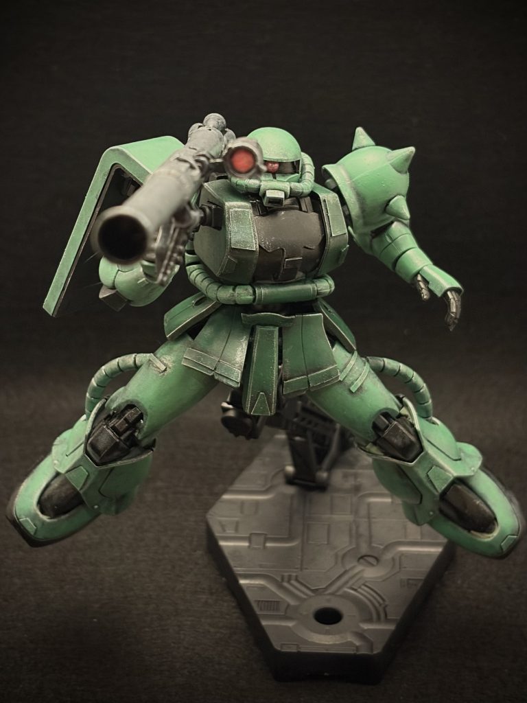 ザク 〜慣れと課題と–4枚目/制作者：とうと｜かけだし食卓モデラー＠スポンジ塗装