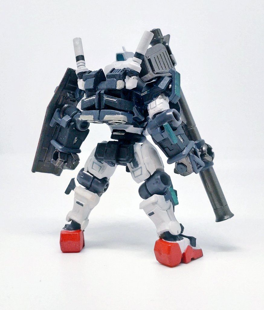 01ガンダム–3枚目/制作者：クロすけ