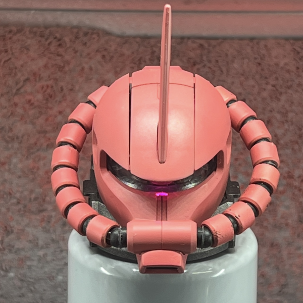 PGシャア専用ザク2での、スジ彫り修行の成果。