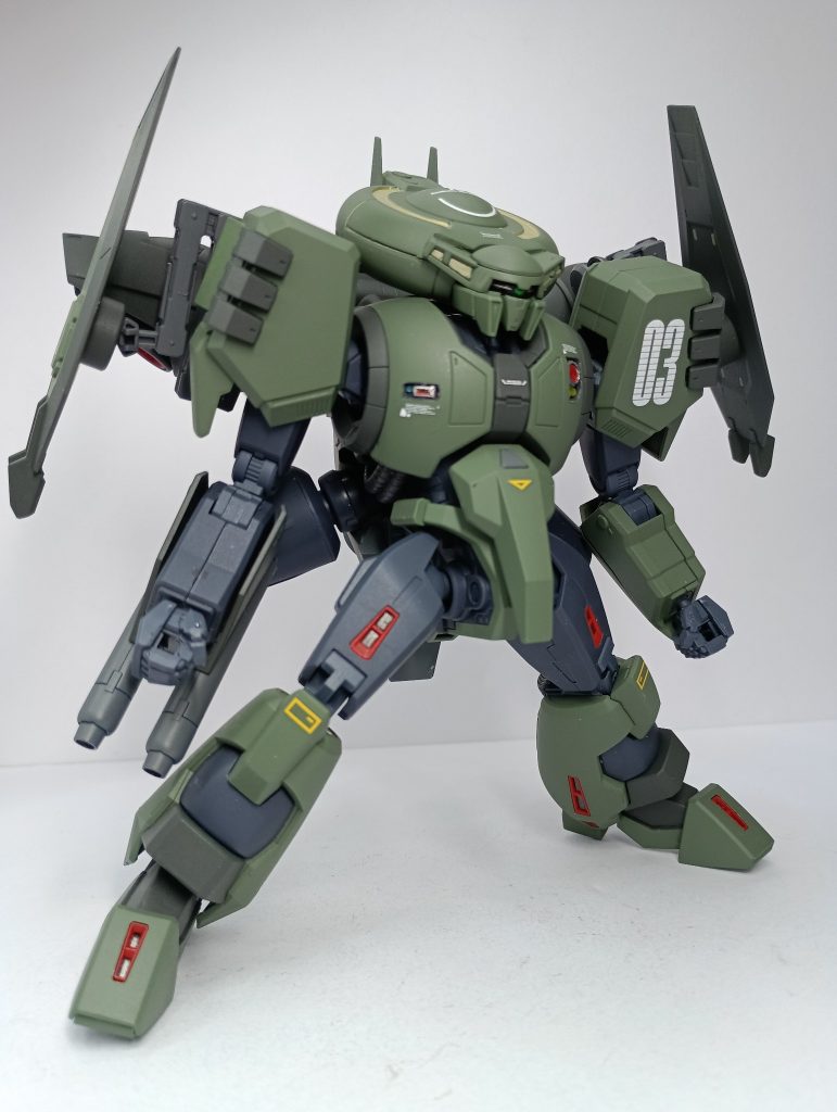 索敵・電子戦に機能を特化させたイメージです。名前で察した方もいらっしゃるかと思いますが、ドラグナー３を意識しています。