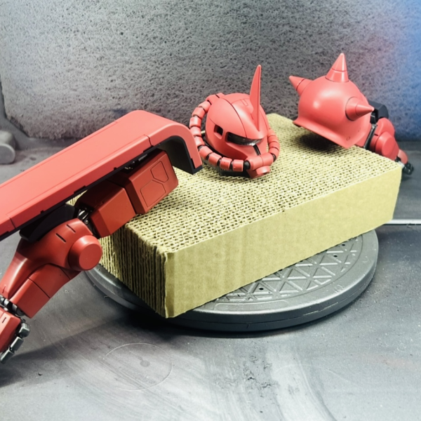 頭部と、両腕ができました。次は、胸部を造りたいと思います。(gundam-kao6)（4枚目）