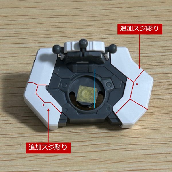 巷ではPGU νガンダムが騒がれていますが、こちらはヒッソリとMGの作成をスタート。お金で買えない夢をPGUではなく、MGで作ってみたいと思います。（5枚目）