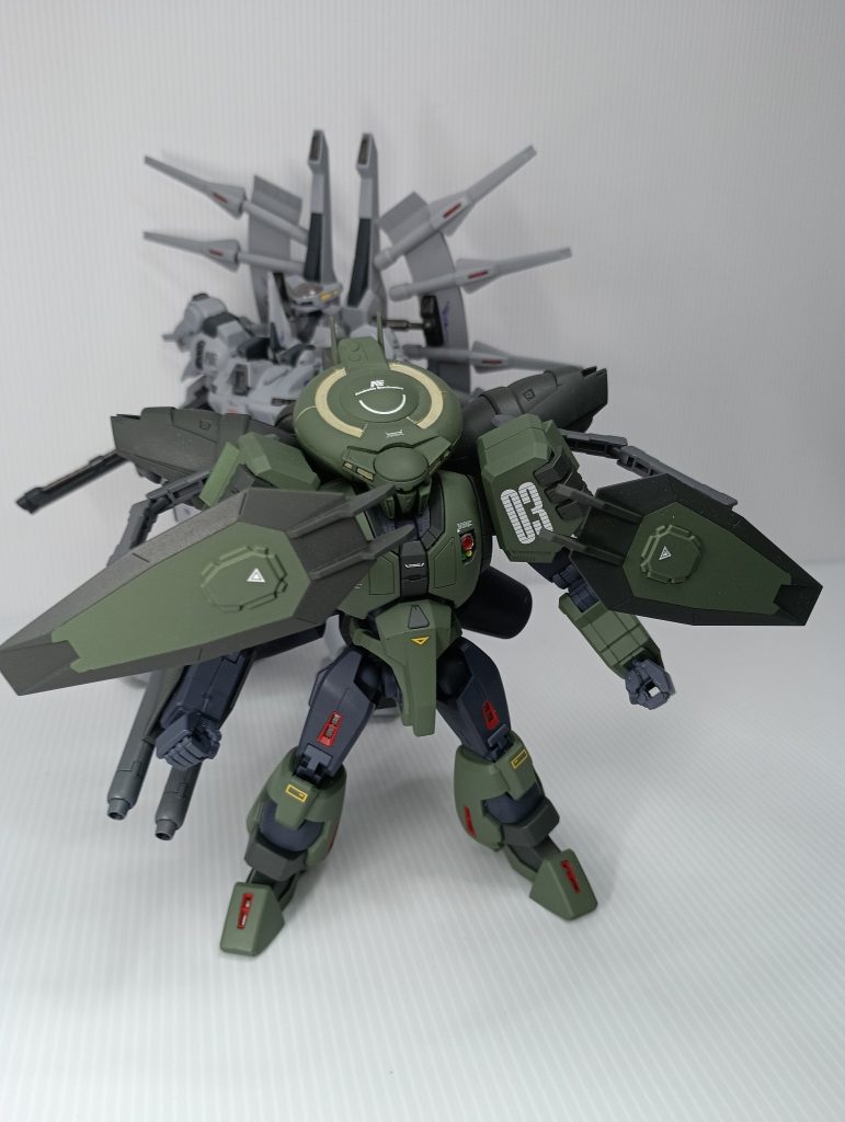 また、Iフィールドジェネレータでの護衛も可能ですが、こちらは自衛のための装備なので、もっぱら自身の為に使用しています。
