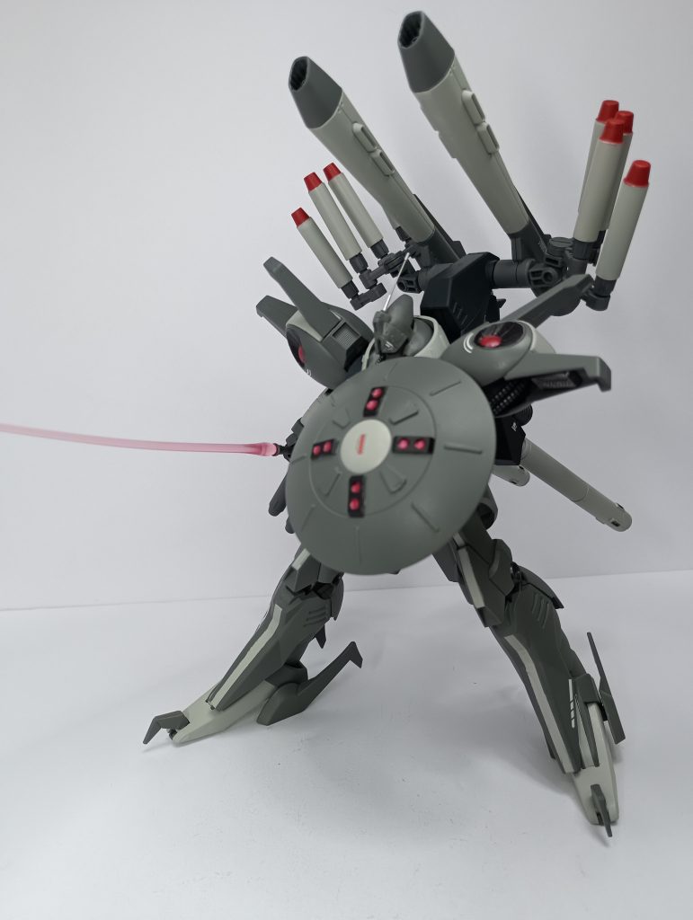 元作品の塗装が甘い箇所があったので、軍艦色2・ガルグレー・ネービーブルーで再度塗りなおしました。