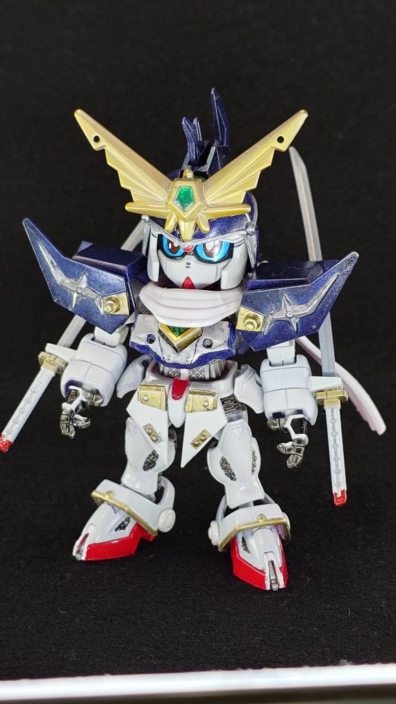 飛駆鳥の父親の烈光のベースはF91だし、Ｖ2もF91と同じサナリィ系列の機体なので親和性はあるとも考えたのですが、武零斗に自体はシリーズ自体がちがうため、親和性も何もないなと、できてから気づきました。また、鎧を着せていると性別がわからないです。