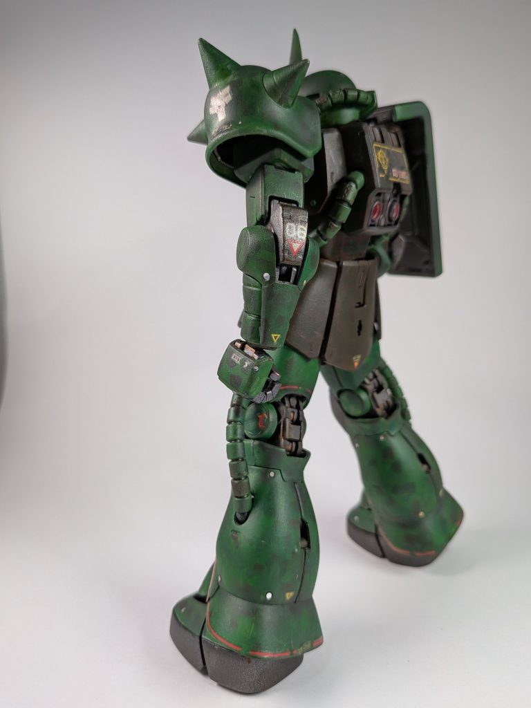 背面