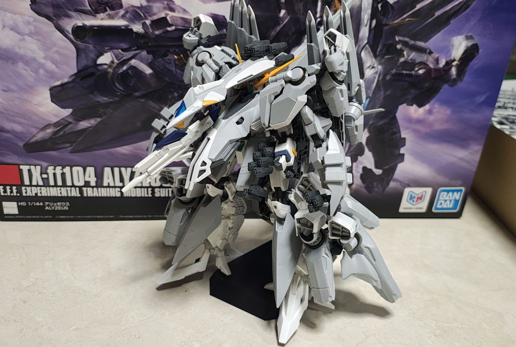 普通に組んで　量産型νガンダムinアリュゼウス
