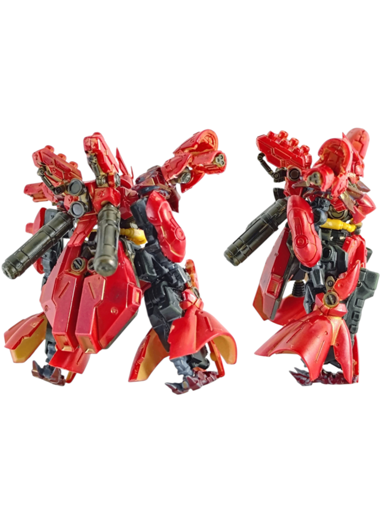 大きさは単3電池と同じくらいです。・頭部、胸部、各種装甲…ガンダムアーティファクト　サザビー・肩、腕…カプセルトイ（カプセルマ〇ナリー　スレープニール）・腰、足…カプセルトイ（カプセルマシ〇リー　モーティス）を使っています。