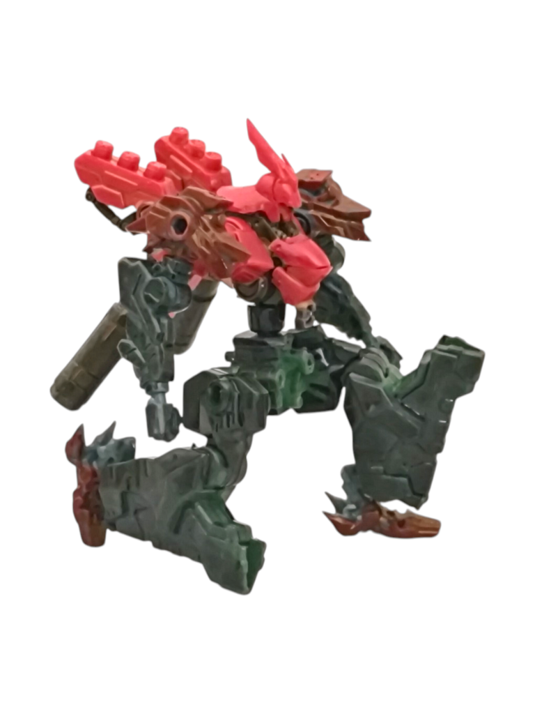 工作中の写真です。ガンダムアーティファクトとカプセルトイのサイズが奇跡的に一致してしてミキシングすることができました。
