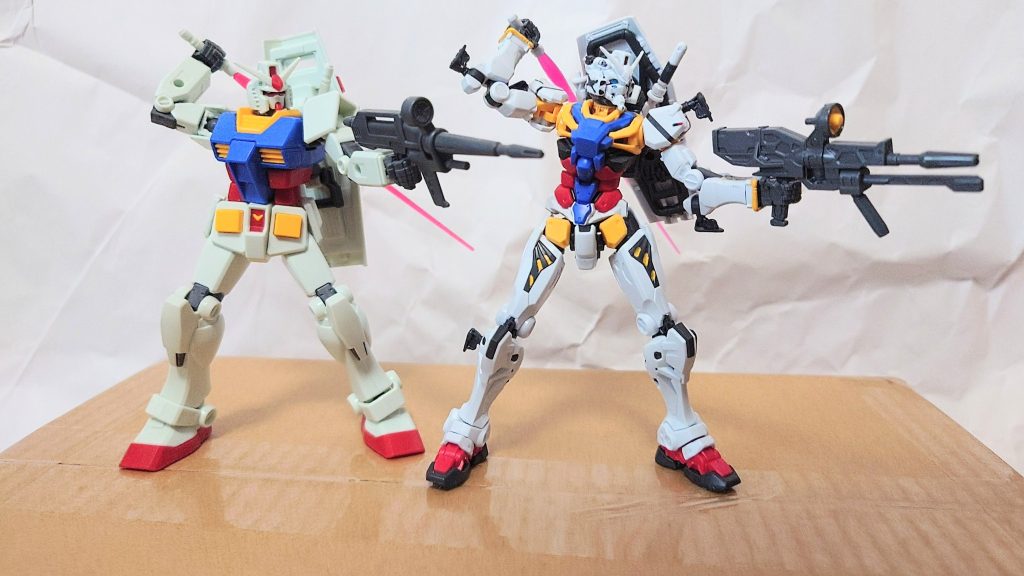 RX-78-2ガンダム    ×2–3枚目/制作者：雑津 雷斗