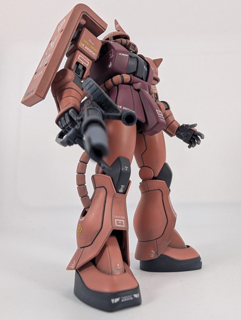 撮影していて「あ、またヒートホークを塗ってないや」と思い出しました(zaku-kao4)作らない癖がついてます（笑）