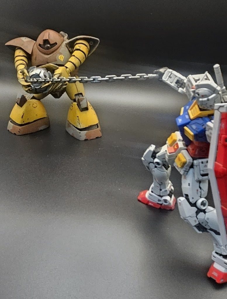 定番のシーンガンダムはRG ver2　　　ハンマーは赤いガンダムのものです。