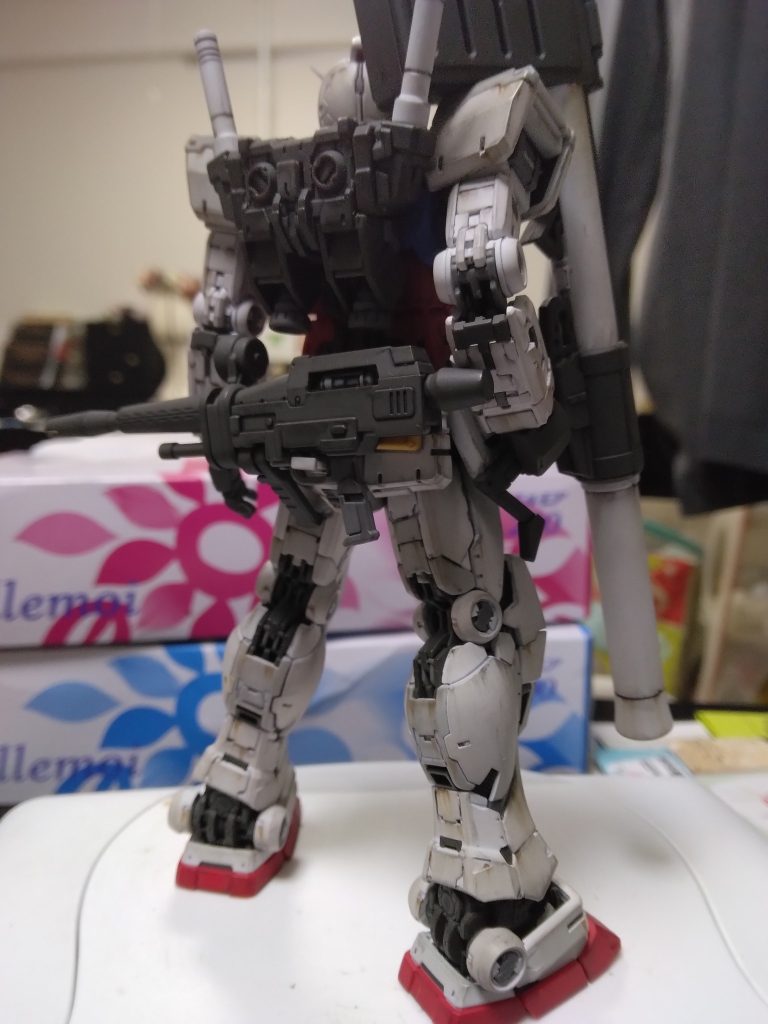 RGガンダム2.0–3枚目/制作者：匿名