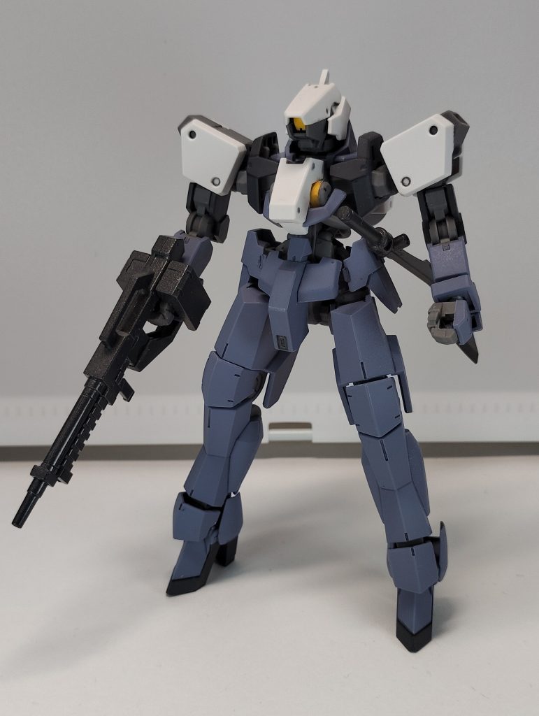 緑色をベースとしたグレイズ改とは印象が変わって見えると思いますが、どうでしょうか？(zaku-kao&nbsp;