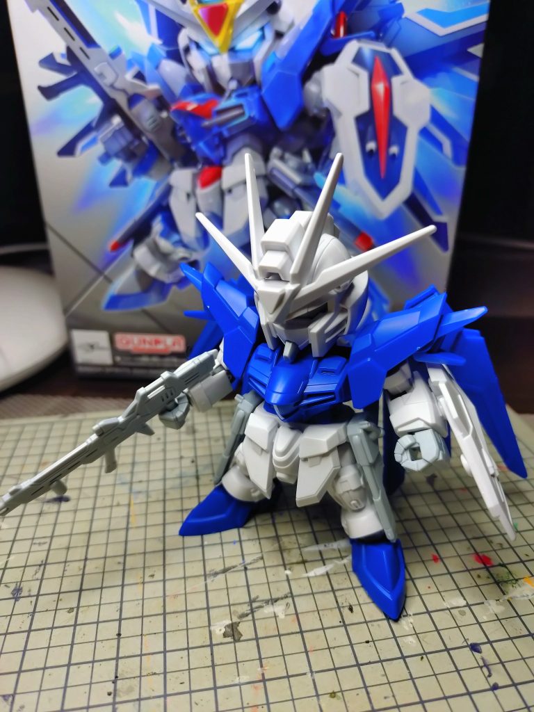 実はコレを作っている途中で例のチキンタツタのCMを見てしまったのでちょっとだけ放置されていた可哀想なやつなんです（笑）前作はこちら↓https://gumpla.jp/hg/2146565それでは、次回を待て！