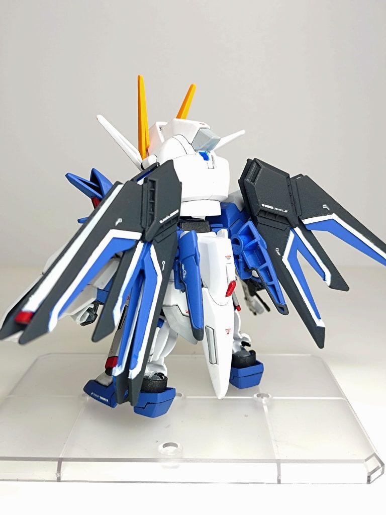 白…つや消しホワイト青…エアリアル改修ブルー赤…モンザレッド黄…オレンジイエロー黒…ミッドナイトブルー灰…ディアクティブグレーフレームはスターブライトアイアン、センサー類はホイルシールの上からラピテープ貼ってUVレジンでコーティングしました。&nbsp;