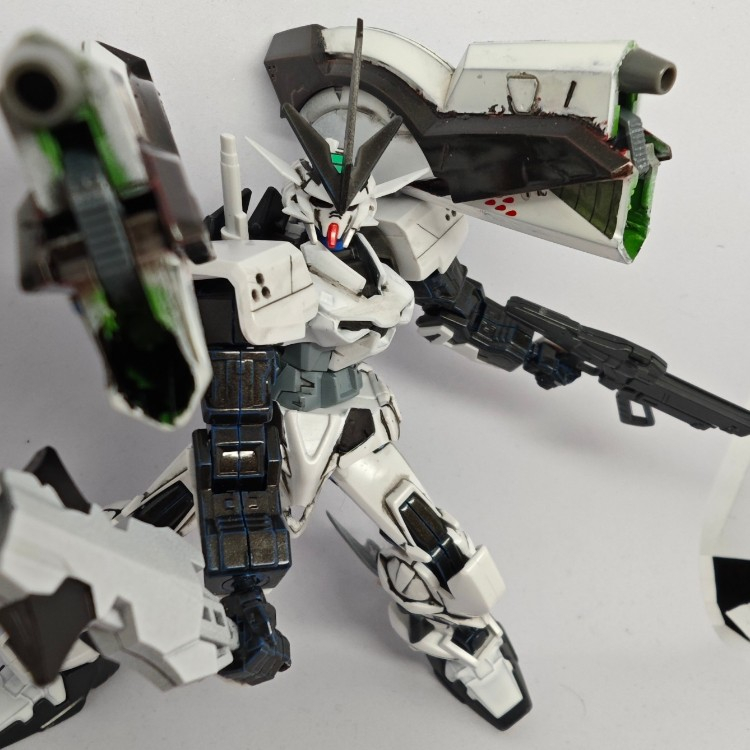 ガンダムアストレイナイトフレーム・ラプター