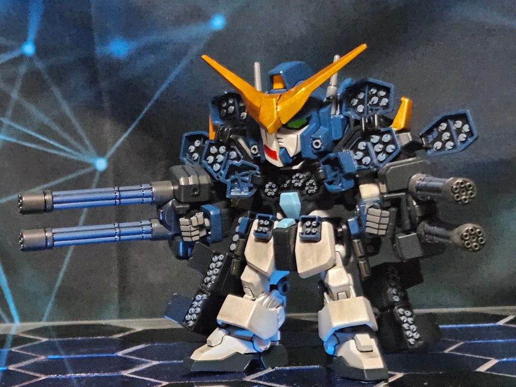 ヘビーアームズ改EW フルオープンモード普段はやらない汚し塗装に加えピエロ面をパテで制作