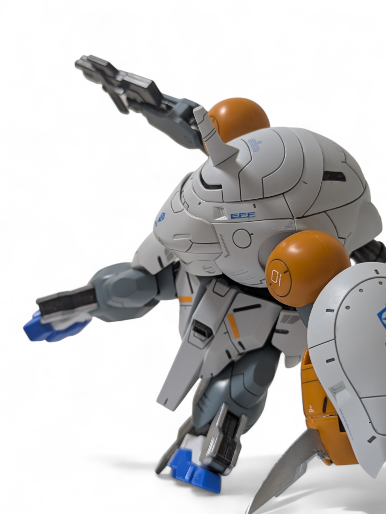 デカールは完全に私の好みです。特殊部隊の機体っぽい感じに仕上げたつもりです。