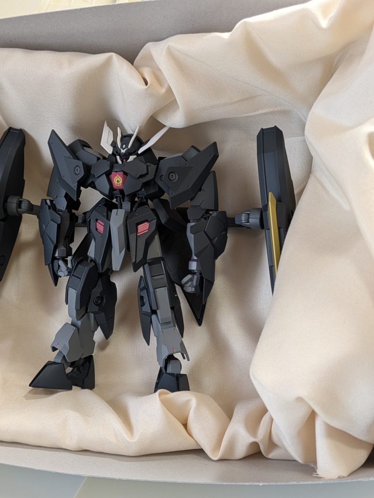 ガンダムザガン–4枚目/制作者：鈴木 英介