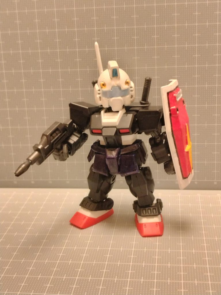 作品名：４月６日はジムの日、だそうです。<p>手元あるパーツをミキシングして、プロトタイプジム……。 ジムII、ネモを作るために色々買った為、パーツ達が余ってます(gundam-kao9)</p>
