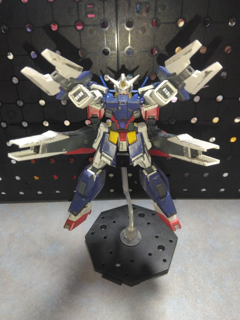 フルアーマー系統の一斉射撃って、何でどれもかっこいいのか…と個人的意見。