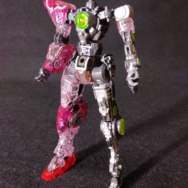 RGダブルオークアンタ製作中