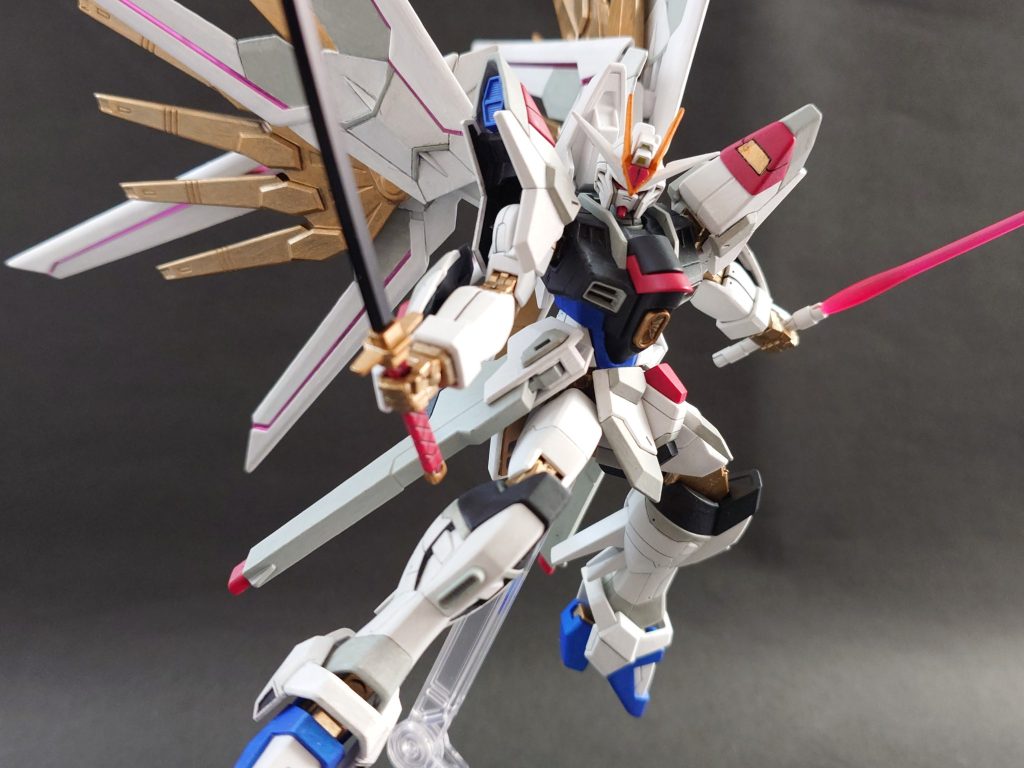 HGCE ZGMF/A-262PD-P マイティストライクフリーダムガンダム–5枚目/制作者：ノーマン